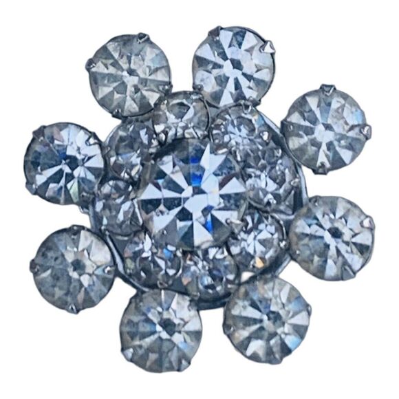 Vintage Silver Tone Flower Brooch Pin 1" Layered Snowflake Icy Rhinestone - Picture 1 of 7